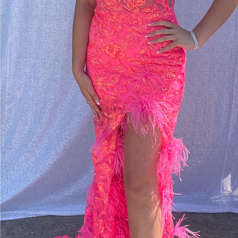 Dress hot pink worn only once